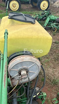 PLANTADEIRA JOHN DEERE 2126 CCS ANO 2011