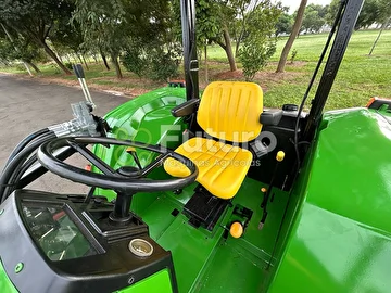 TRATOR JOHN DEERE 5605 ANO 2008