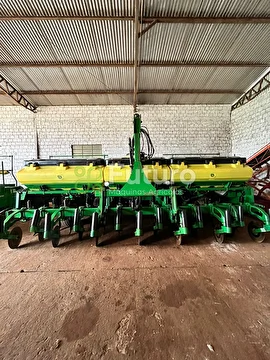 PLANTADEIRA JOHN DEERE 2113 ANO 2016